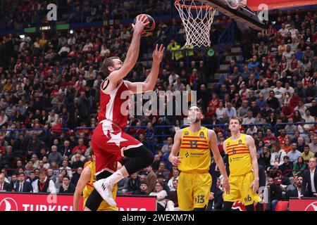 Milano, Italia. 26 gennaio 2024. Italy, Milan, jan 26 2024: NicolÃ² Melli (Armani) attacca il basket nel terzo trimestre durante la partita di basket EA7 Emporio Armani Milan vs FC Barcelona, EuroLeague 2023-24 round 23 (Credit Image: © Fabrizio Andrea Bertani/Pacific Press via ZUMA Press Wire) SOLO EDITORIALE! Non per USO commerciale! Foto Stock