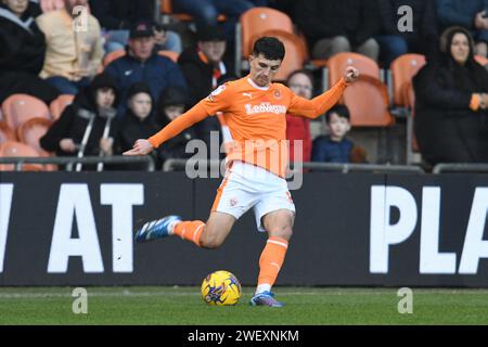 Blackpool, Inghilterra. 27 gennaio 2024. Albie Morgan di Blackpool durante la partita di Sky Bet EFL League One tra Blackpool FC e Charlton Athletic. Kyle Andrews/Alamy Live News Foto Stock