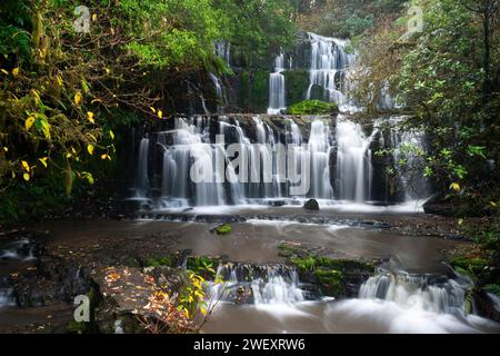 Purakaunui cade nelle Catlins sull'isola meridionale della nuova Zelanda Foto Stock