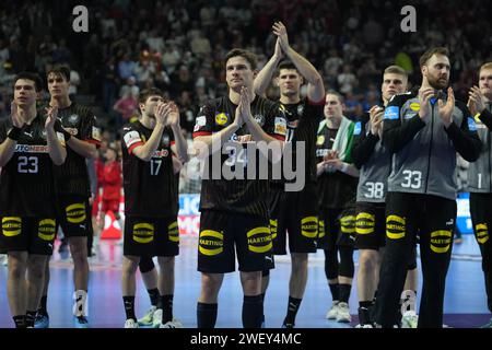 Colonia, Germania. 26 gennaio 2024. Team Germany durante la gara di pallamano maschile EHF Euro 2024, semiFinals tra Germania e Denmarkat Lanxess-Arena a Colonia, Germania, il 26 gennaio 2024. Foto Laurent Lairys/ABACAPRESS.COM credito: Abaca Press/Alamy Live News Foto Stock