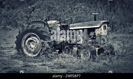 Ferro da stiro dopo tanti anni di servizio Foto Stock