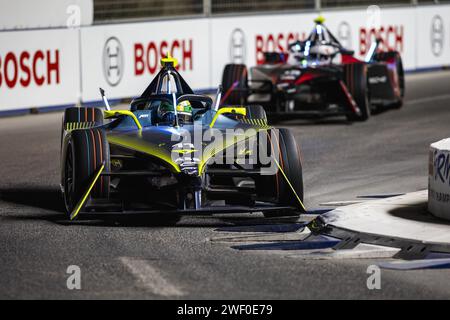 11 DI GRASSI Lucas (bra), ABT CUPRA Formula e Team, Mahindra M9Electro, azione durante l'e-Prix Diriyah 2024, 2° incontro del Campionato Mondiale ABB FIA di Formula e 2023-24, sul Riyadh Street Circuit dal 25 al 27 gennaio, a Diriyah, Arabia Saudita Foto Stock