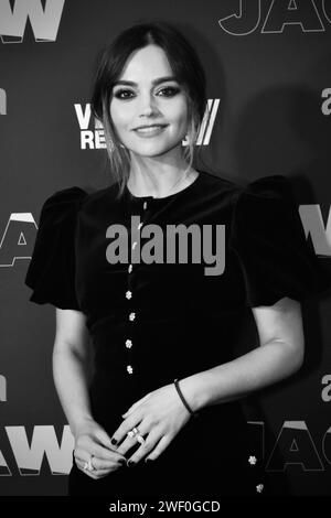 L'attrice Jenna Coleman nella foto alla premiere britannica di "Jackdaw". Credito: James Hind/Alamy. Foto Stock