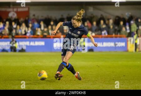 Crawley, Regno Unito. 27 gennaio 2024. Broadfield Stadium, Crawley, Inghilterra, 27 gennaio 2024: Niamh Charles (21 Chelsea) in azione durante la partita della Barclays Womens Super League tra Brighton e Chelsea al Broadfield Stadium di Crawley. (Tom Phillips/SPP) credito: SPP Sport Press Photo. /Alamy Live News Foto Stock