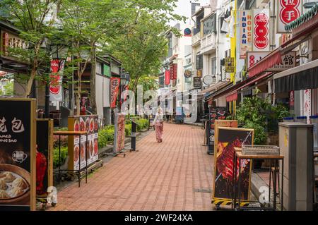 Singapore, Singapore, 24 gennaio 2024: L'iconico Clarke Quay a Singapore, dove una serie di deliziosi ristoranti adornano il vivace lungomare. vivace amb Foto Stock