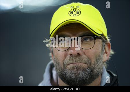 JŸrgen Klopp , allenatore Borussia Dortmund Fussball DFB Pokal 2. Runde : FC St. Pauli - Borussia Dortmund 0:3 © diebilderwelt / Alamy Stock Foto Stock