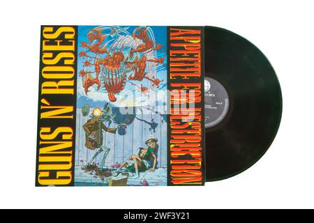 Cover des Debütalbums APPETITE FOR DESTRUCTION der US-amerikanischen Hard-Rock-Band GUNS NÂ ROSES. DAS album beinhaltet legendäre Titel wie Benvenuti nella giungla, Paradise City und Sweet Child oÂ mine und verkaufte sich weltweit mehr als dreißig Millionen mal *** cover dell'album di debutto APPETITE FOR DESTRUCTION della band hard rock americana GUNS NÂ ROSES l'album include brani leggendari come Welcome to the Jungle, Paradise City e Sweet Child oÂ mine e ha venduto più di trenta milioni di copie in tutto il mondo Copyright: xx Foto Stock