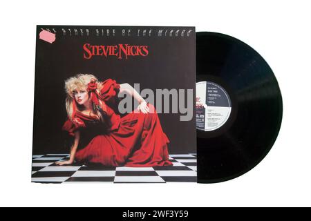 Cover des Albums THE OTHER SIDE OF THE MIRROR der amerikanischen Sängerin STEVIE NICKS aus dem Jahr 1989 *** cover dell'album THE OTHER SIDE OF THE MIRROR della cantante americana STEVIE NICKS del 1989 Copyright: xx Foto Stock