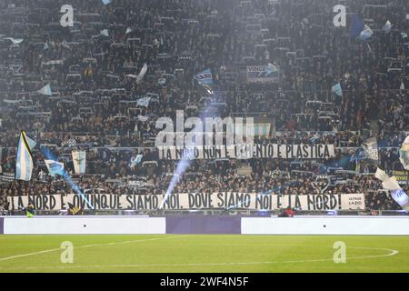 Roma, Lazio, ITALIA. 28 gennaio 2024. 01/28/2024 Roma, Stadio Olimpico, partita di calcio valida per il campionato di serie A 2023/24 tra SS Lazio vs SSC Napoli.nella foto: Tifosi Lazio (Credit Image: © Fabio Sasso/ZUMA Press Wire) SOLO USO EDITORIALE! Non per USO commerciale! Crediti: ZUMA Press, Inc./Alamy Live News Foto Stock