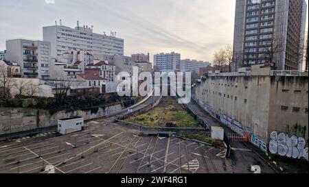 Stazione di ralway di Gobelins, una terra da nessuna parte nel XIII distretto, Parigi, Ile-de-France, Grand-Paris, Francia Foto Stock