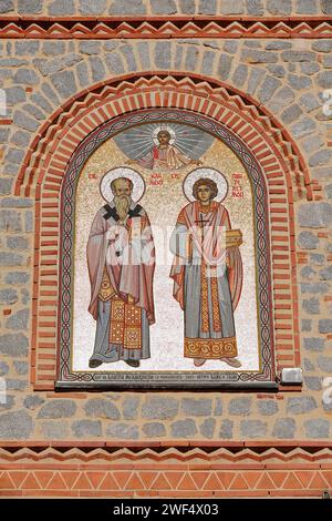 287 Santi Clemente e Panteleimon mosaico, arco rotondo sopra la porta della facciata ovest, Santi Clemente e Chiesa di Panteleimon. Ohrid-Macedonia del Nord. Foto Stock