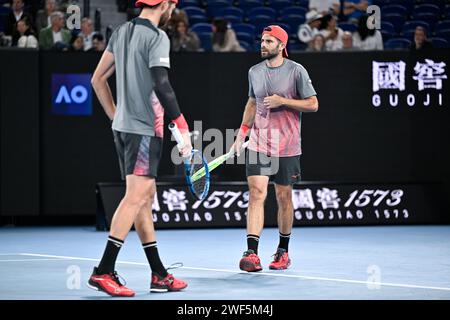 Parigi, Francia. 27 gennaio 2024. Andrea Vavassori e Simone Bolelli durante l'Australian Open AO 2024 torneo femminile del grande Slam il 27 gennaio 2024 al Melbourne Park in Australia. Crediti: Victor Joly/Alamy Live News Foto Stock