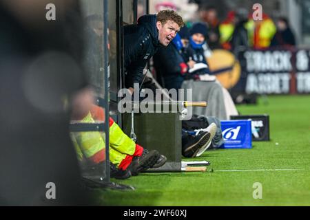 Ostenda, Belgio. 28 gennaio 2024. L'allenatore Hans Somers del KMSK Deinze raffigurato durante una partita di calcio tra il KV Ostenda e il KMSK Deinze19th Matchday nella stagione Challenger Pro League 2023-2024, domenica 28 gennaio 2024 ad Ostenda, Belgio . Credito: Sportpix/Alamy Live News Foto Stock