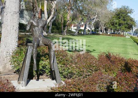 Beverly Hills, California, USA 26 gennaio 2024 Statua d'arte il 26 gennaio 2024 a Beverly Hills, California, USA. Foto di Barry King/Alamy Stock Photo Foto Stock