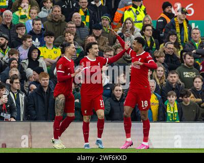 Liverpool. 29 gennaio 2024. Il Liverpool Curtis Jones (C) festeggia dopo aver segnato punti durante la partita di calcio del quarto turno di fa Cup tra Liverpool FC e Norwich City FC a Liverpool, in Gran Bretagna, il 28 gennaio 2024. Crediti: Xinhua/Alamy Live News Foto Stock