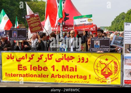 Festa di maggio proteste pacifiche dei lavoratori a Berlino Foto Stock