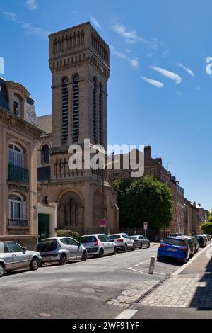 Le Havre, Francia - 5 agosto 2020: La chiesa di Sainte-Anne è una chiesa cattolica situata in rue Raspail nel distretto di Anatole France Danton Sainte-Ann Foto Stock