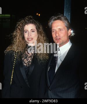 Diandra Douglas, Michael Douglas, 1986. ph: John Barrett/PHOTOlink/Courtesy Everett Collection (Michael Douglas Diandra Douglas6728) Foto Stock