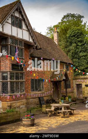Regno Unito, Inghilterra Kent, Chiddingstone, villaggio, facciata con piastrelle del Castle Inn Foto Stock