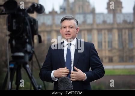 Londra, Inghilterra, Regno Unito. 29 gennaio 2024. Il generale dei Paymaster ombra JONATHAN ASHWORTH è visto a Westminster mentre appare in programmi televisivi per la colazione. (Immagine di credito: © Tayfun salci/ZUMA Press Wire) SOLO USO EDITORIALE! Non per USO commerciale! Foto Stock