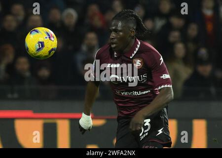 Salerno, Italia, 29 gennaio, 2024 Loum Tchaouna di US Salernitana 1919 in azione durante la serie A Macth tra US Salernitana 1919 vs AS Roma Credit: Agostino Gemito / Alamy Live News Foto Stock