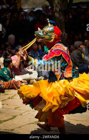 Monaco mascherato che danza in Bhutan Foto Stock