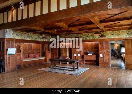 Regno Unito, Cumbria, Bowness on Windermere, Blackwell, Arts and Crafts House, interni della sala principale Foto Stock