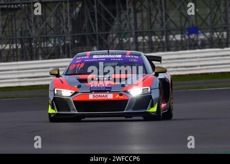 David Frankland, Audi R8 LMS GT4, Motor Racing Legends, All-Comers Challenge, con le recenti auto GT3 e GT4, una gara di 50 minuti sulla G Silverstone Foto Stock