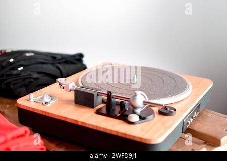 Per celebrare l'uscita teatrale di BOB MARLEY: ONE LOVE, un'esclusiva esperienza Pop Up è stata inaugurata all'Outernet, Charing Cross Road. Dal 29 gennaio al 3 febbraio 2024, BOB MARLEY: One Love Pop Up (at the Outernet) dà ai fan l'accesso a una collezione di merchandise esclusiva che include abbigliamento in edizione limitata insieme al vinile di Bob Marley e persino a Marley Coffee, una celebrazione dell'impatto globale di Bob Marley sulla musica e sulla cultura. Oggi i primi 100 visitatori hanno ricevuto esclusivi pacchetti regalo oltre alla possibilità di vincere i biglietti per la premiere britannica del film. Foto Stock