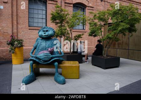 Quartiere di Praga, Varsavia, Polonia - 8 agosto 2023. Il Praga Koneser Center ha riqualificato il complesso nell'ex fabbrica di vodka nel quartiere di Praga, Varsavia, Polonia. Foto Stock