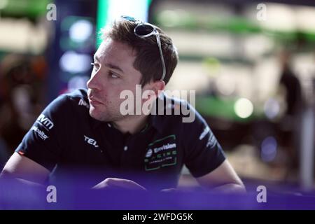 Riyadh, Arabia Saudita. 27 gennaio 2024. DIRIYAH, ARABIA SAUDITA - 27. GENNAIO 2024; #4, Robin FRIJNS, (NDL) - ENVISION Racing, DYRIYAH Formula e Grand Prix, Riyadh Round 3 Saudi Arabia e-prix, FormelE in Arabia Saudita, Formel Elektrik Rennen, GrandPrix Arabie Saoudite de formule e, formule electrique. Immagine a pagamento, copyright © Jun QIAN/ATP Images (QIAN Jun/ATP/SPP) credito: SPP Sport Press Photo. /Alamy Live News Foto Stock