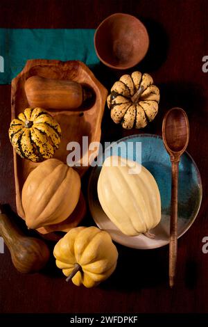 Natura morta di varie varietà di squash invernali. Foto Stock