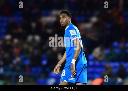 Malik Mothersille (18 Peterborough United) guarda al quarto di finale dell'EFL Trophy tra Peterborough e l'AFC Wimbledon a London Road, Peterborough martedì 30 gennaio 2024. (Foto: Kevin Hodgson | mi News) crediti: MI News & Sport /Alamy Live News Foto Stock