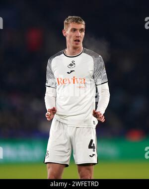 Jay Fulton di Swansea City durante il match per il campionato Sky Bet al King Power Stadium di Leicester. Data immagine: Martedì 30 gennaio 2024. Foto Stock