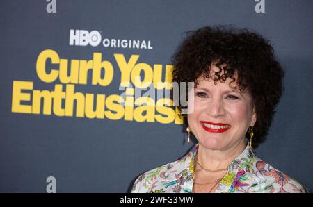 Los Angeles, USA. 30 gennaio 2024. Susie Essman arriva al Curb Your Enthusiasm Season 12 Red Carpet Premiere tenutosi al DGA di Los Angeles, CALIFORNIA, lunedì 30 gennaio 2024. (Foto di Juan Pablo Rico/Sipa USA) credito: SIPA USA/Alamy Live News Foto Stock