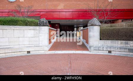 Opere d'arte e sculture dei pianeti al British Museum, Euston Road, Londra Foto Stock