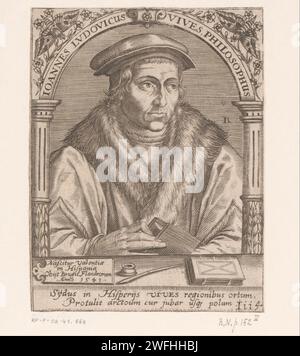 Portret Van Juan Luis Vives, Robert Boissard, 1597 - 1599 stampa numerata III4. Francia incisione su carta persone storiche. libro. pozzetto inchiostro. Insetti: Farfalla - FF - animali favolosi (talvolta erroneamente chiamati "grotesques"); "mostri" (Ripa) Foto Stock