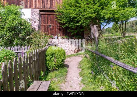 L'antico Maso Plattner (tipica fattoria tirolese), sede del Museo delle api, Costalovara, comune di Ritten, alto Adige. Trentino alto Adige, nord Foto Stock