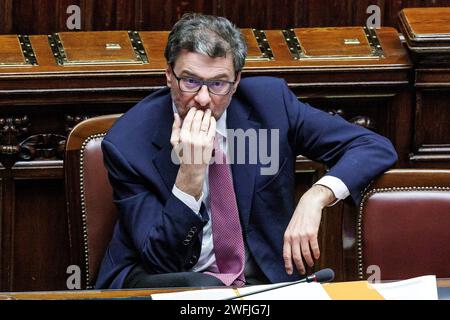 Roma, Italia. 31 gennaio 2024. Foto Roberto Monaldo/LaPresse31-01-2024 Roma politica camera dei deputati - tempo delle interrogazioni nella foto Giancarlo Giorgetti 31-01-2024 Rom e (Italia) politica camera dei deputati - tempo delle interrogazioni nella foto Giancarlo Giorgetti Credit: La Presse/Alamy Live News Foto Stock