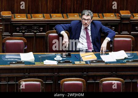 Roma, Italia. 31 gennaio 2024. Foto Roberto Monaldo/LaPresse31-01-2024 Roma politica camera dei deputati - tempo delle interrogazioni nella foto Giancarlo Giorgetti 31-01-2024 Rom e (Italia) politica camera dei deputati - tempo delle interrogazioni nella foto Giancarlo Giorgetti Credit: La Presse/Alamy Live News Foto Stock