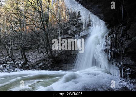 Summerhill Force in Winter, Bowlees, Teesdale, County Durham, Regno Unito Foto Stock