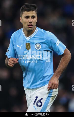 Rodri di Manchester City durante la partita di Premier League Manchester City vs Burnley all'Etihad Stadium, Manchester, Regno Unito, 31 gennaio 2024 (foto di Mark Cosgrove/News Images) Foto Stock