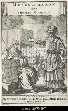 Mozes e Aaron, Jan Luyken, 1694 stampa Mosè seduto al ristorante della legge, accanto a lui, Aaron sta con una corsia fino. Sullo sfondo l'Arca dell'Alleanza. Amsterdam paper etching Mosè (non in contesto biblico); possibili attributi: Raggi di luce o corna sulla sua testa, asta, tabelle della legge. Aaron (non in contesto biblico); possibili attributi: Attributi di Aaron: Censer, vestito come sommo sacerdote o vescovo, unguento barattolo, verga o bacchetta da fiore. i dieci comandamenti rappresentati insieme su tavolette di pietra. Arca dell'Alleanza - religione ebraica Foto Stock