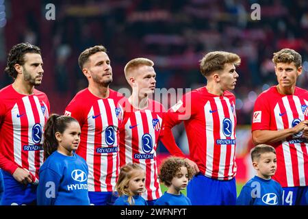 Madrid, Spagna. 31 gennaio 2024. Giocatori dell'Atletico Madrid visti prima della LALIGA EA SPORTS tra l'Atletico Madrid e il Rayo Vallecano allo stadio Metropolitano. Punteggio finale; Atletico Madrid 2:1 Rayo Vallecano. Credito: SOPA Images Limited/Alamy Live News Foto Stock