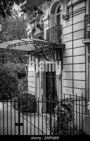 Vista dalla camera posteriore Novatel Hotel Paris Les Halles a Parigi, Francia Foto Stock