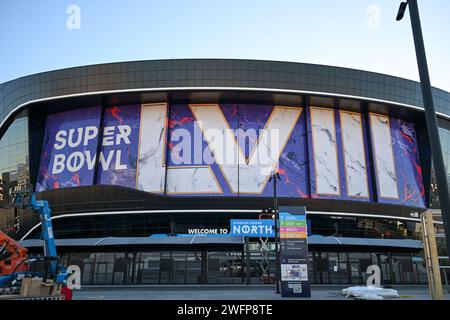 Vista generale dell'Allegiant Stadium mentre gli equipaggi si preparano a ospitare il Super Bowl 58, martedì 30 gennaio 2024, a Las Vegas. I San Francisco 49ers A. Foto Stock