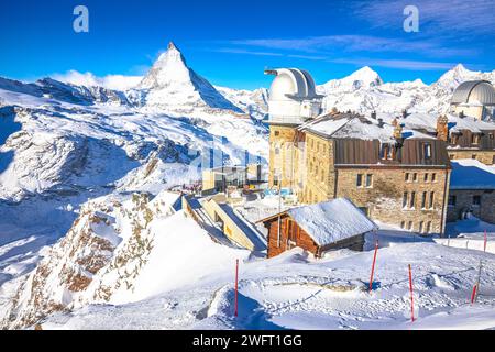 Gorngerat e la vetta del Cervino nella zona sciistica di Zermatt, regione del Vallese nelle Alpi svizzere Foto Stock