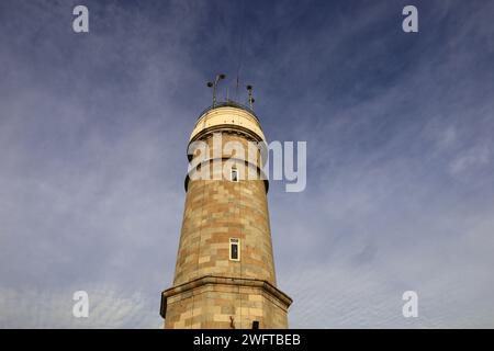 Il faro di Cabo Mayor è un faro situato nella città di Santander, nella provincia della Cantabria in Spagna Foto Stock