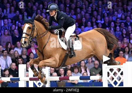 AMSTERDAM - Angelica Augustsson Zanotelli con Kalinka van de Nachtegaele durante la Longines FEI Jumping World Cup al torneo Jumping Amsterdam 2024 alla RAI il 28 gennaio 2024 ad Amsterdam, Paesi Bassi. ANP | Hollandse Hoogte | GERRIT VAN COLOGNE Foto Stock