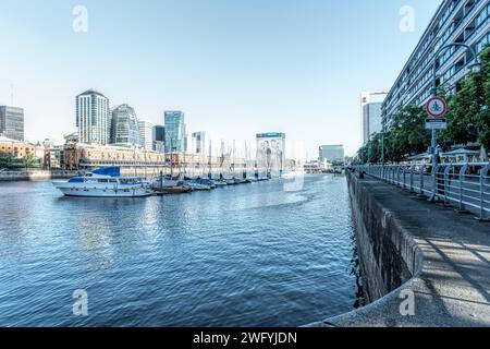 Yatch e barche a vela a Puertop Madero , Buenos Aires , Argentina Foto Stock